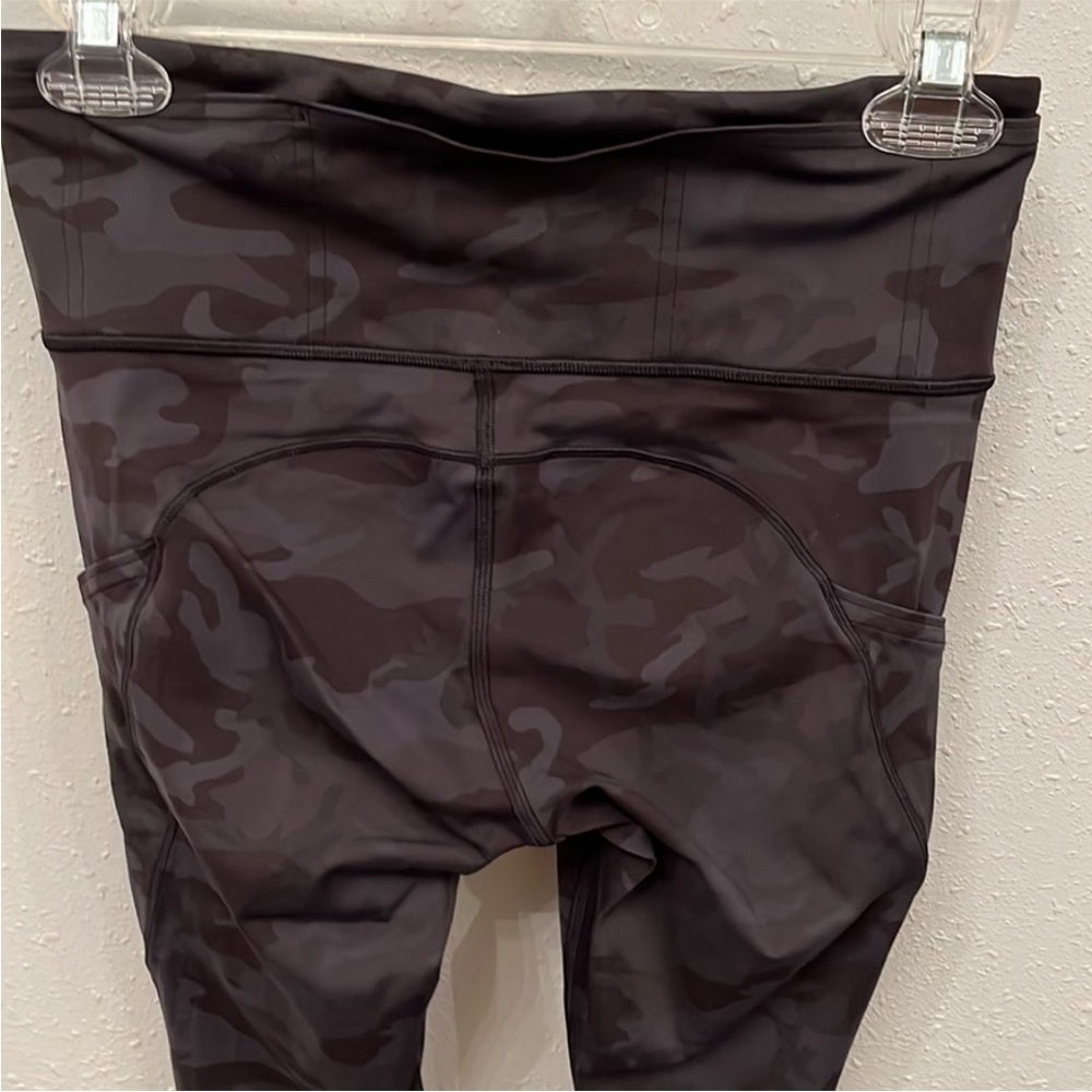 LULULEMON Fast & Free - Picture 8 of 11